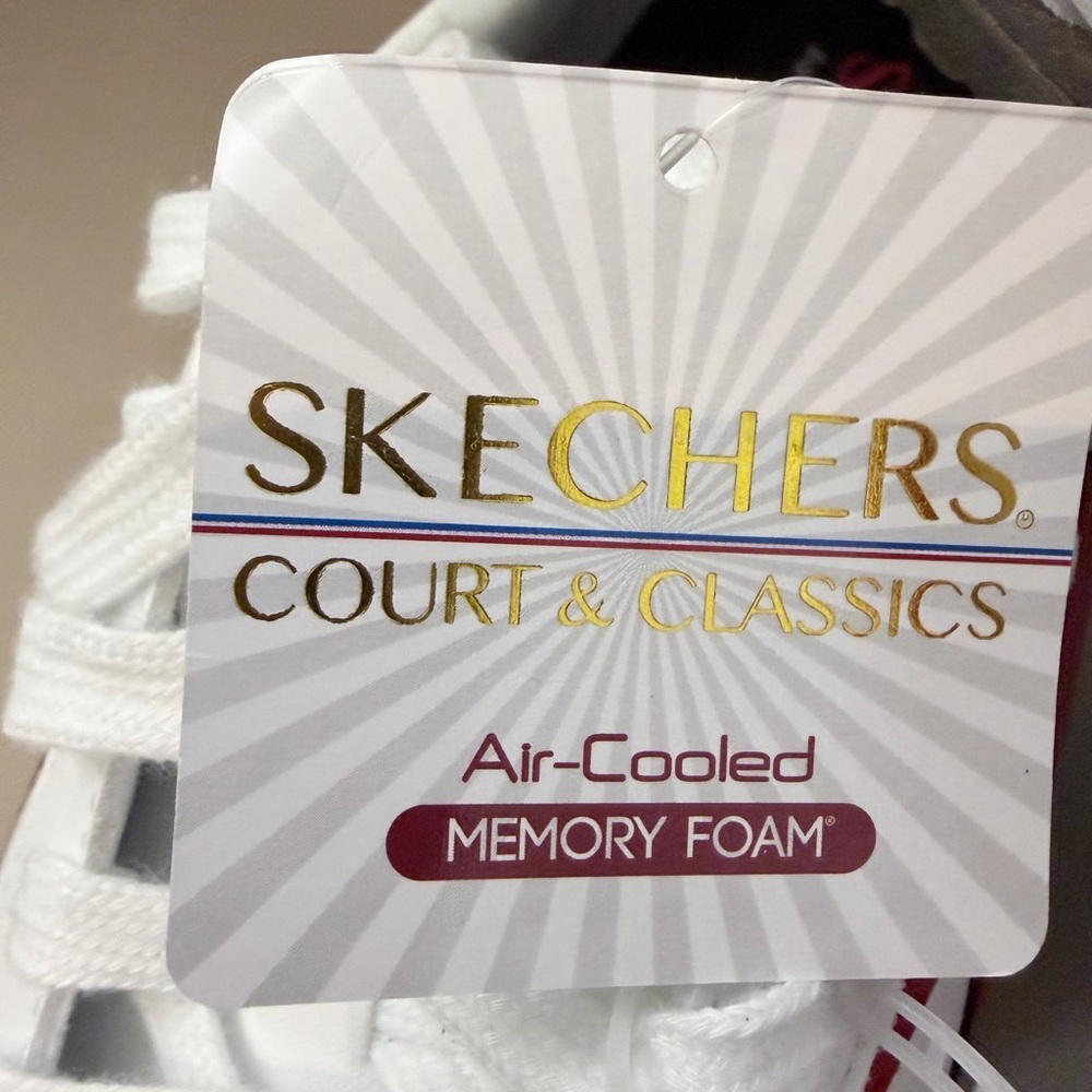 Skechers Court & Classics "Hotshot" Retro Sneakers - NEW
Size: Men’s 12 (US) - Picture 5 of 7